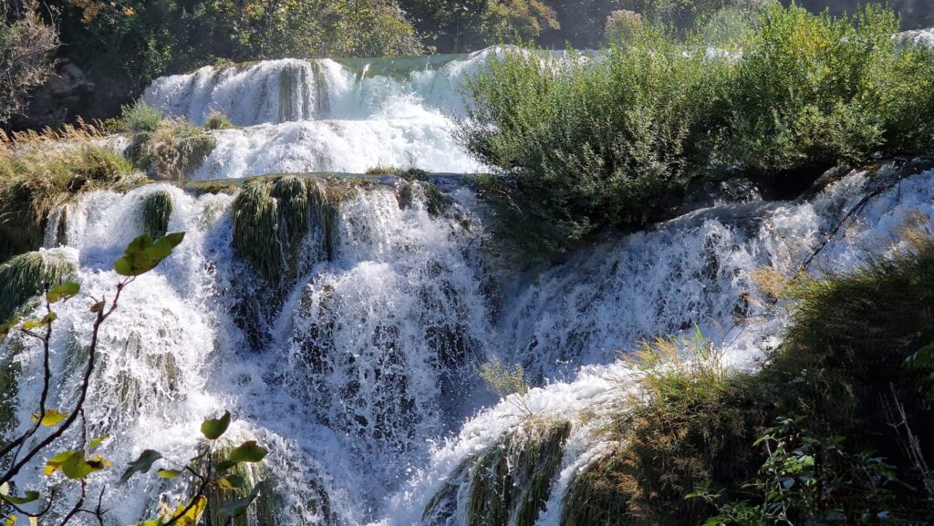 natur pur krka wasserfälle nationalpark