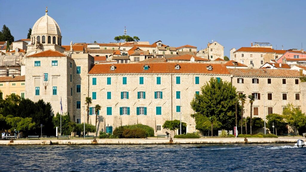 sibenik altstadt museum ausflugsziel