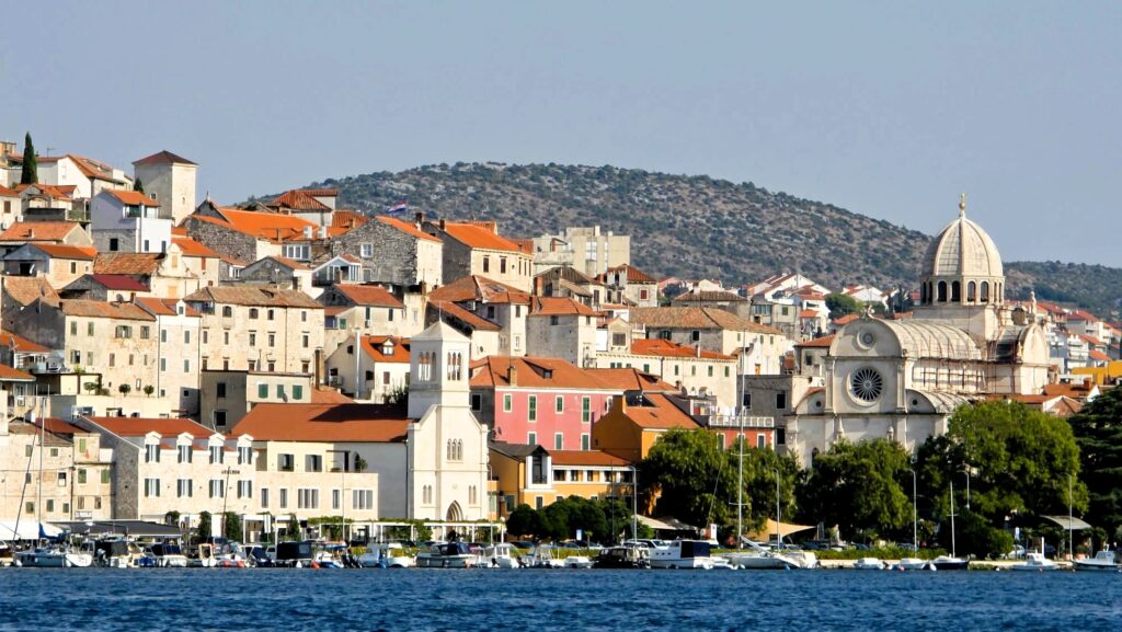 sibenik ausflugsziel altstadt mit kathedrale